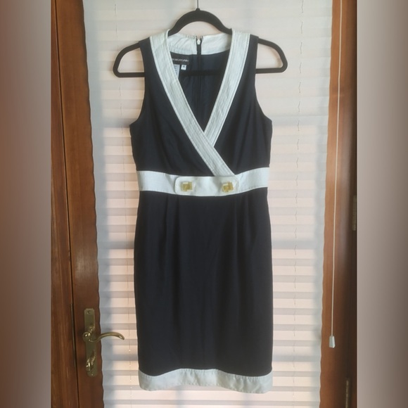 VINTAGE DONNA MORGAN navy blue with white trim dress. Size 6 - Picture 1 of 8